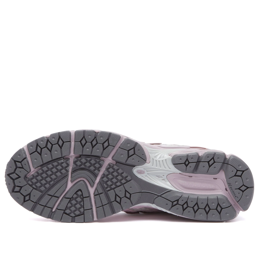 New Balance 1906W Sneaker Purple
